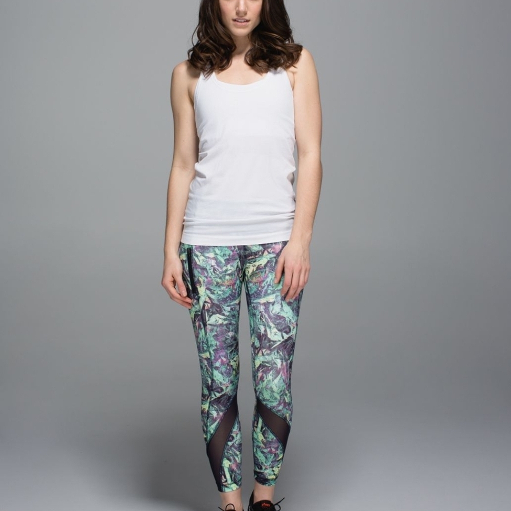 CLEARANCE!!! Lululemon Inspire Tight II Iridescent Multi Naval Blue Sz 4